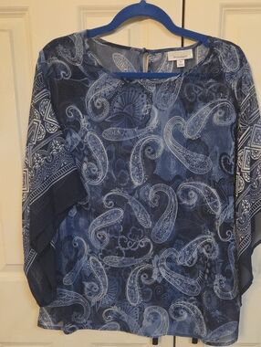 dressbarn Navy and Light Blue Paisley Tunic Top